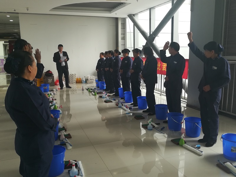 �B�T(m��n)��ȸ�Ӻ����������v��(ch��ng)�������ܴ����