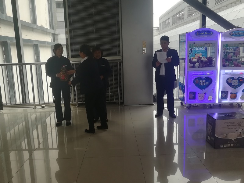 �B�T(m��n)��ȸ�Ӻ����������v��(ch��ng)�������ܴ����