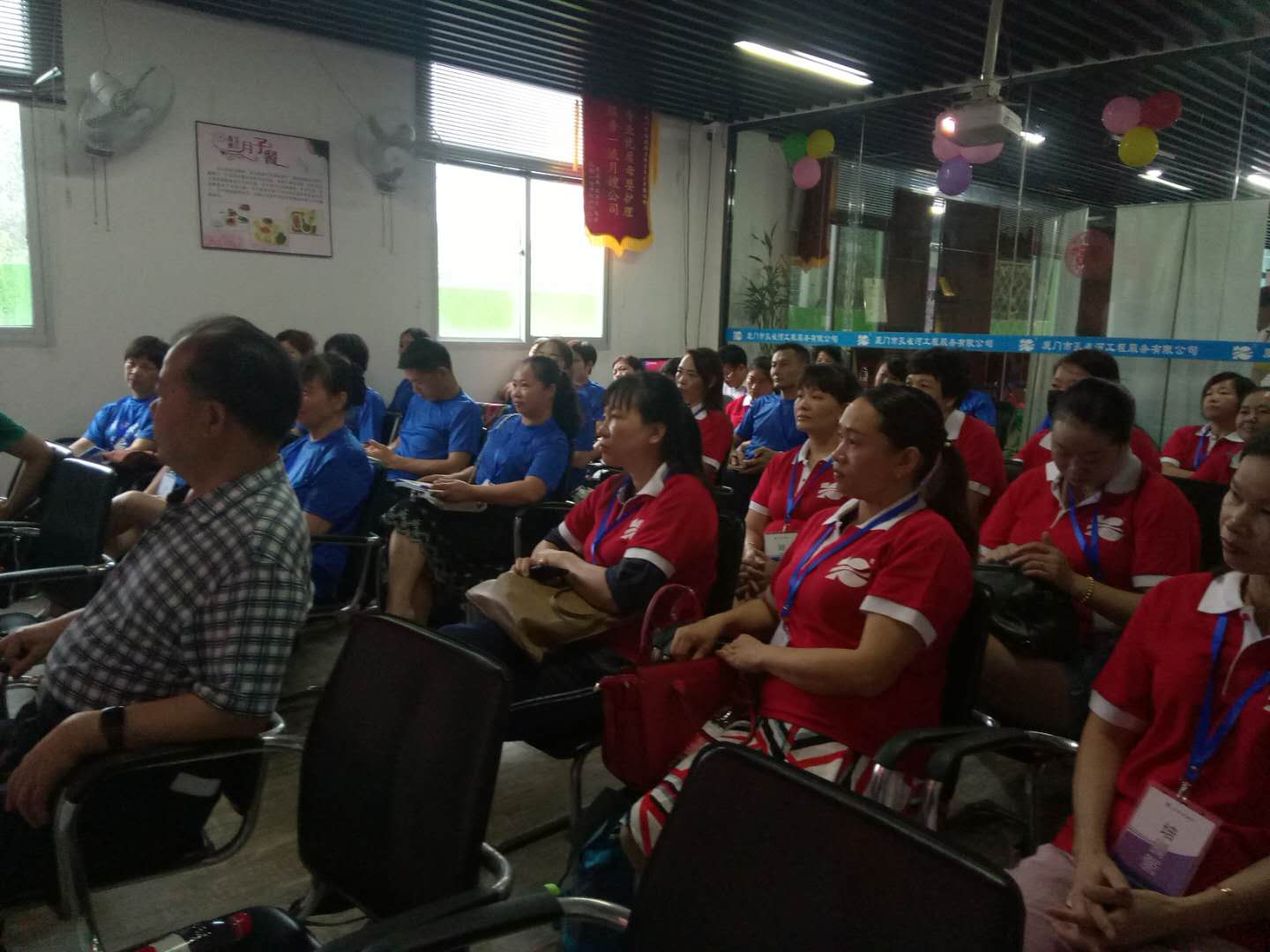 ץ��Ӗ(x��n)��(qi��ng)��(n��i)������ȸ�ӱ�ķ��ɩˎ�Ŏ���Ӗ(x��n)����M(j��n)����